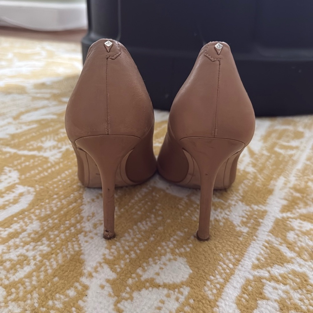 Sam Edelman Hazel Pointed Toe Pumps - Picture 6 of 7